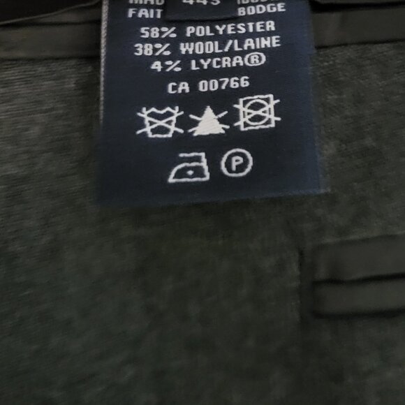 Suit - Picture 5 of 5